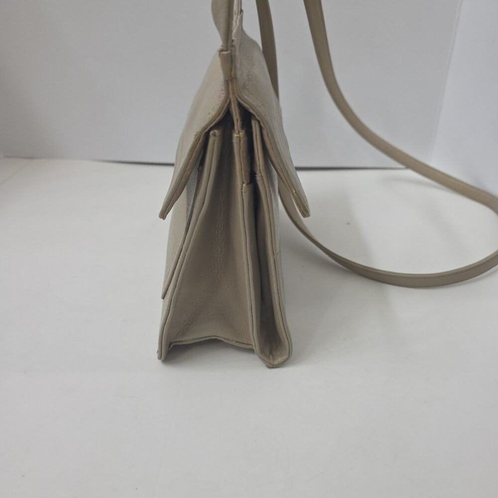 Fossil Tan Leather Crossbody Organizer Bag Neutral Minimalist Everyday Purse - Picture 6 of 13